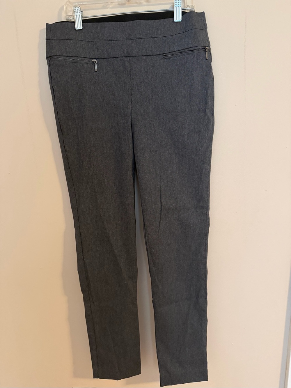 Women's Gray Pull-On Slim Dress Jeans